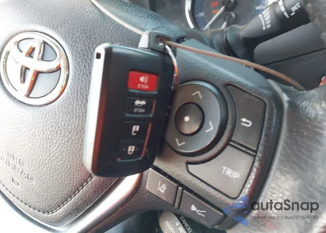 2017 Toyota Corolla Se z USA, uszkodzony, nr VIN 2T1BURHE5HC807472